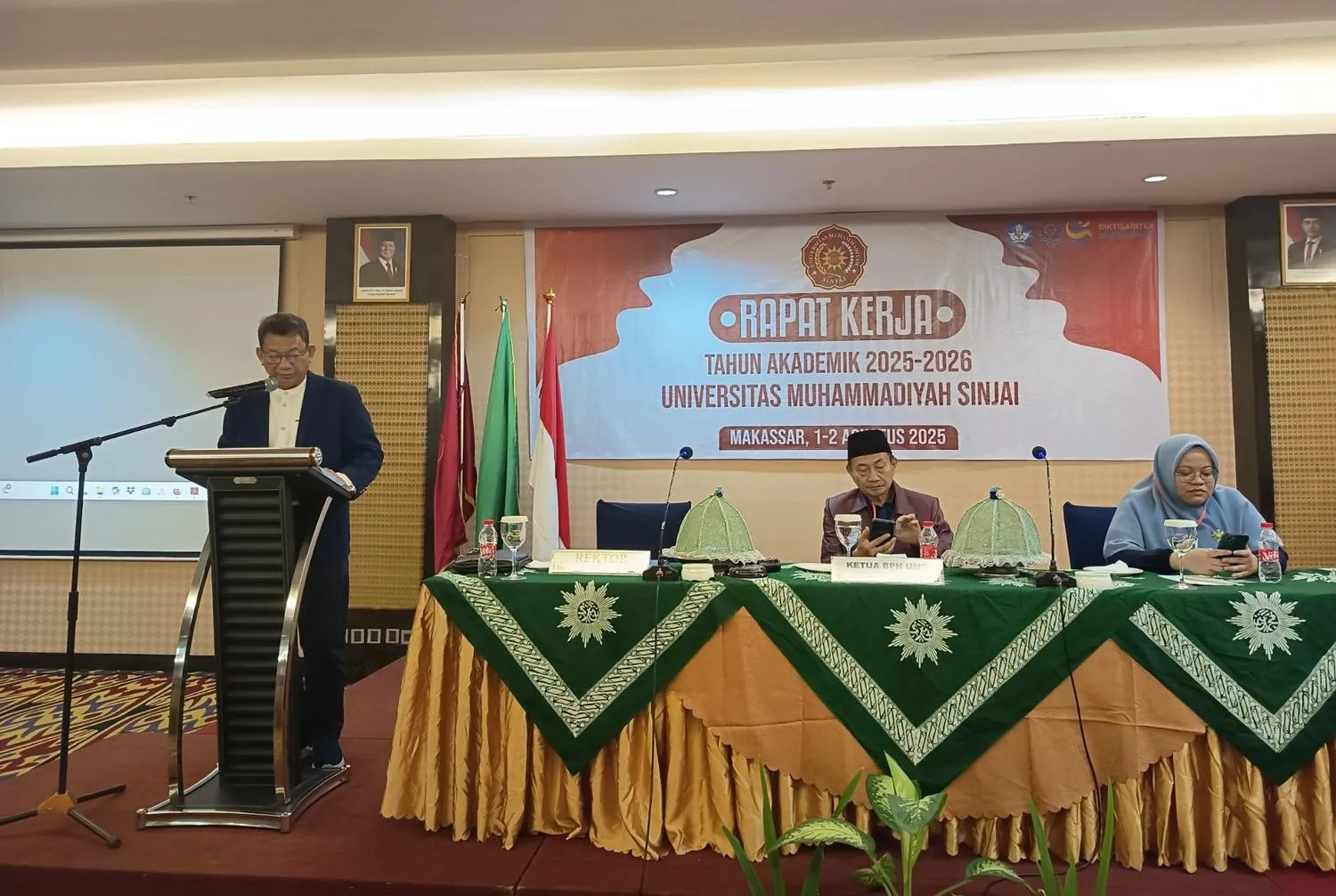 UMSi Gelar Rapat Kerja Tahun Akademik 2025–2026 di Makassar
