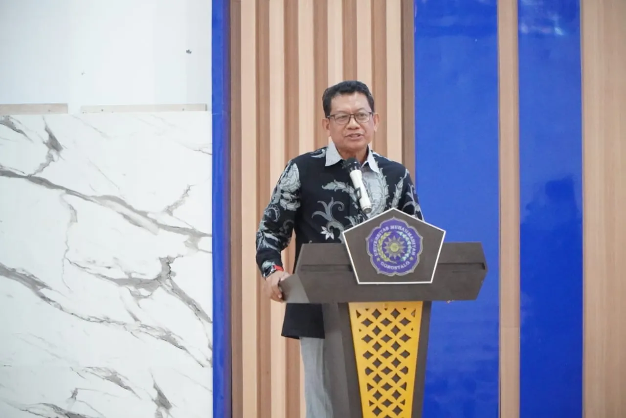 Rektor UMSi Prof. Umar Congge Kupas Administrasi Publik di Era Artificial Intelligence pada Kuliah Umum Visiting Professor UM Gorontalo